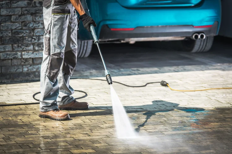 Residential pressure washing service